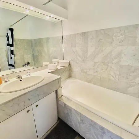 Diana Vue Mer Face Plage Apartment